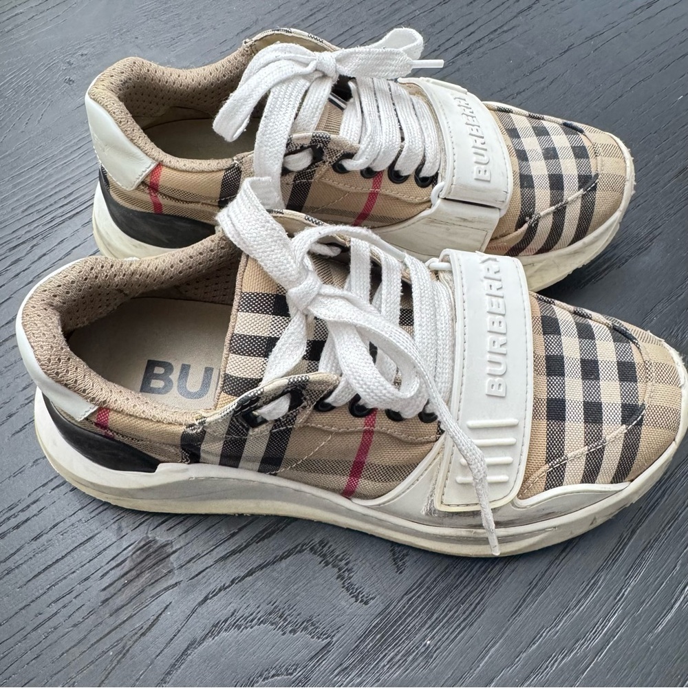 Burberry Women’s Regis Check Trainer Sneakers - Size 5.5 - Picture 3 of 7